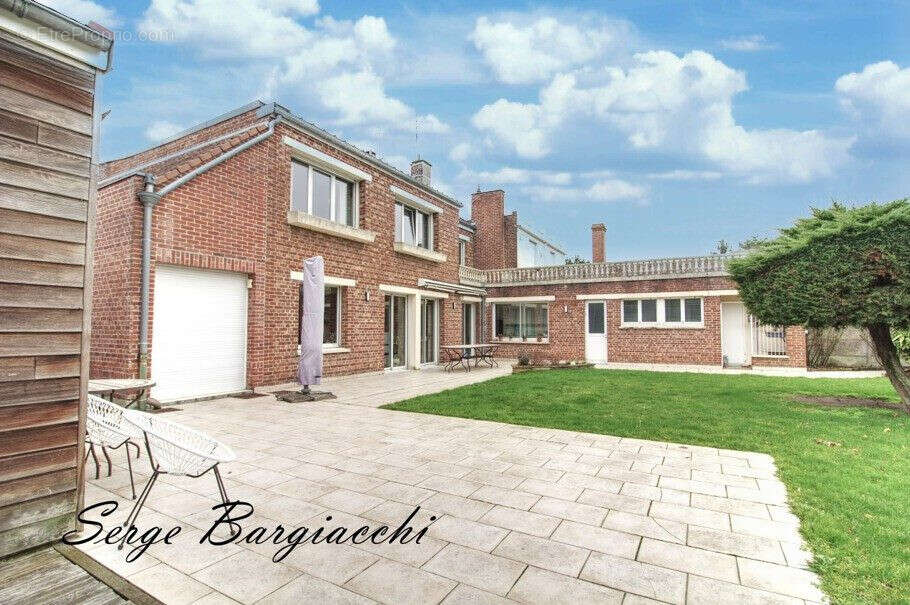 Maison à COURCHELETTES