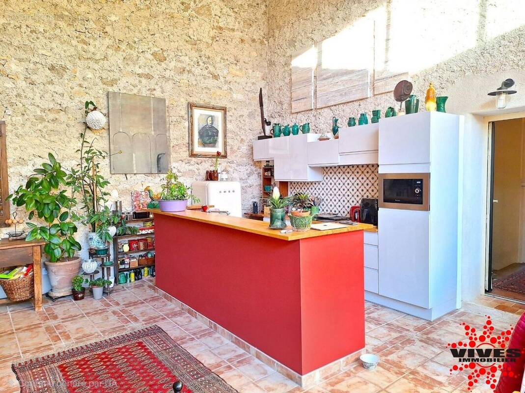 Maison à NISSAN-LEZ-ENSERUNE