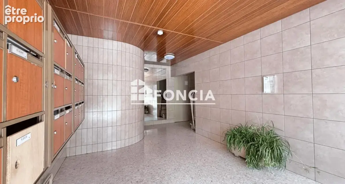 Appartement à SAINT-ETIENNE