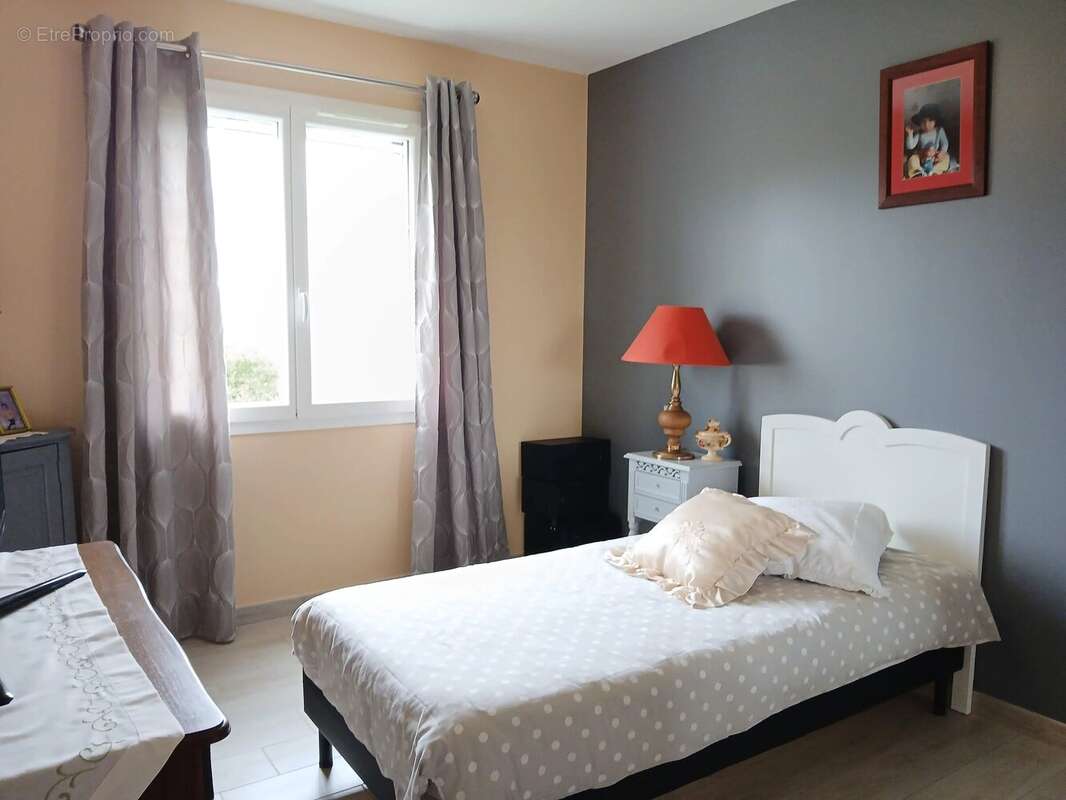 Maison à SAINT-PAUL-LIZONNE