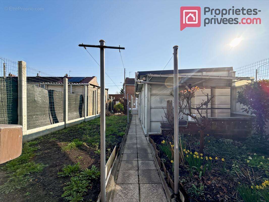 Maison à ARMENTIERES