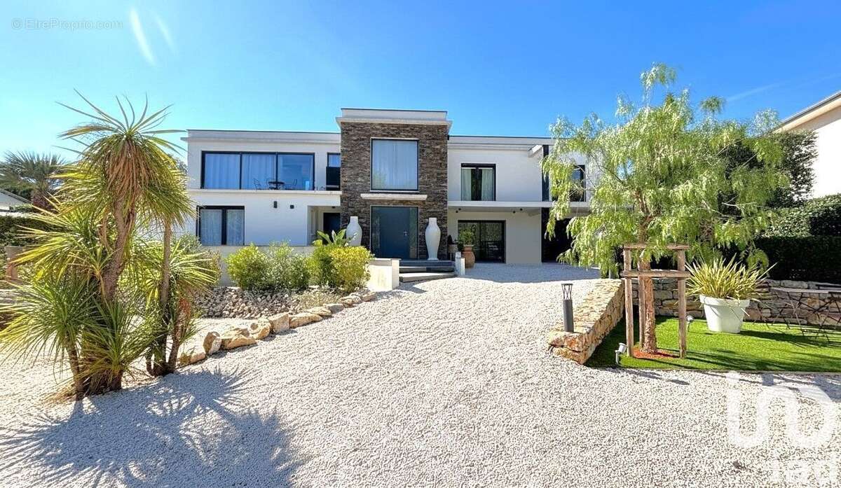 Photo 3 - Maison à FREJUS