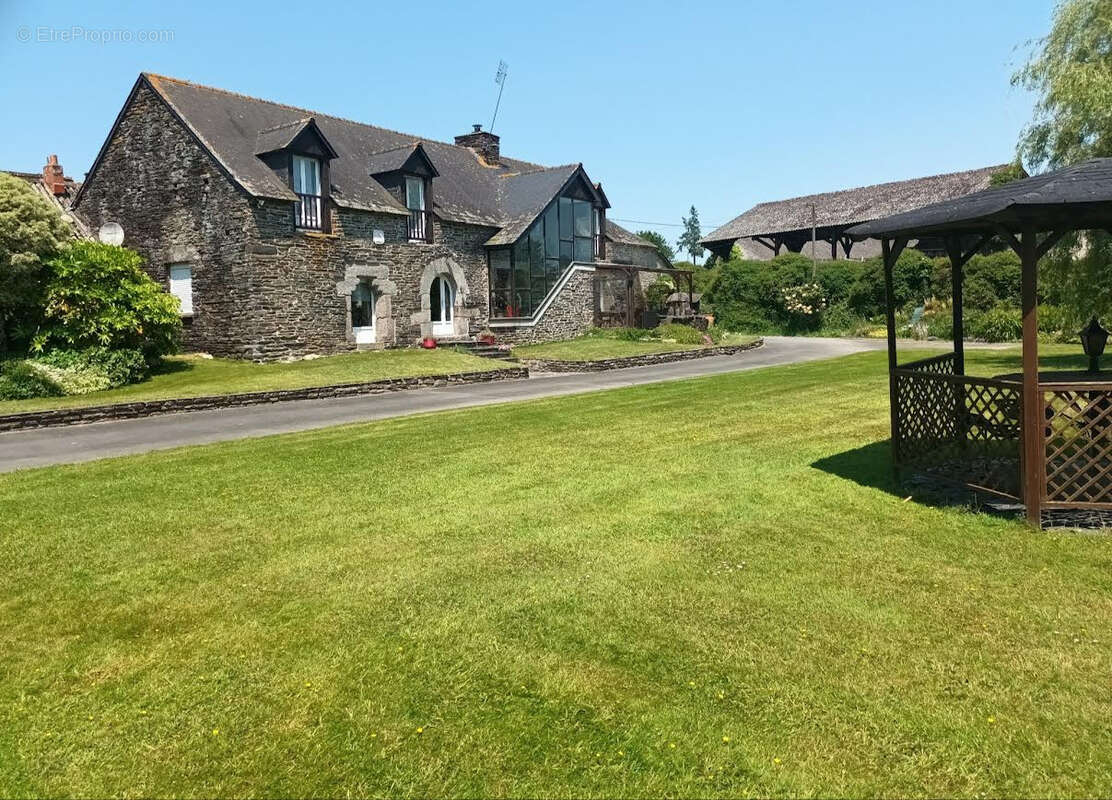 Maison à SAINT-IGEAUX