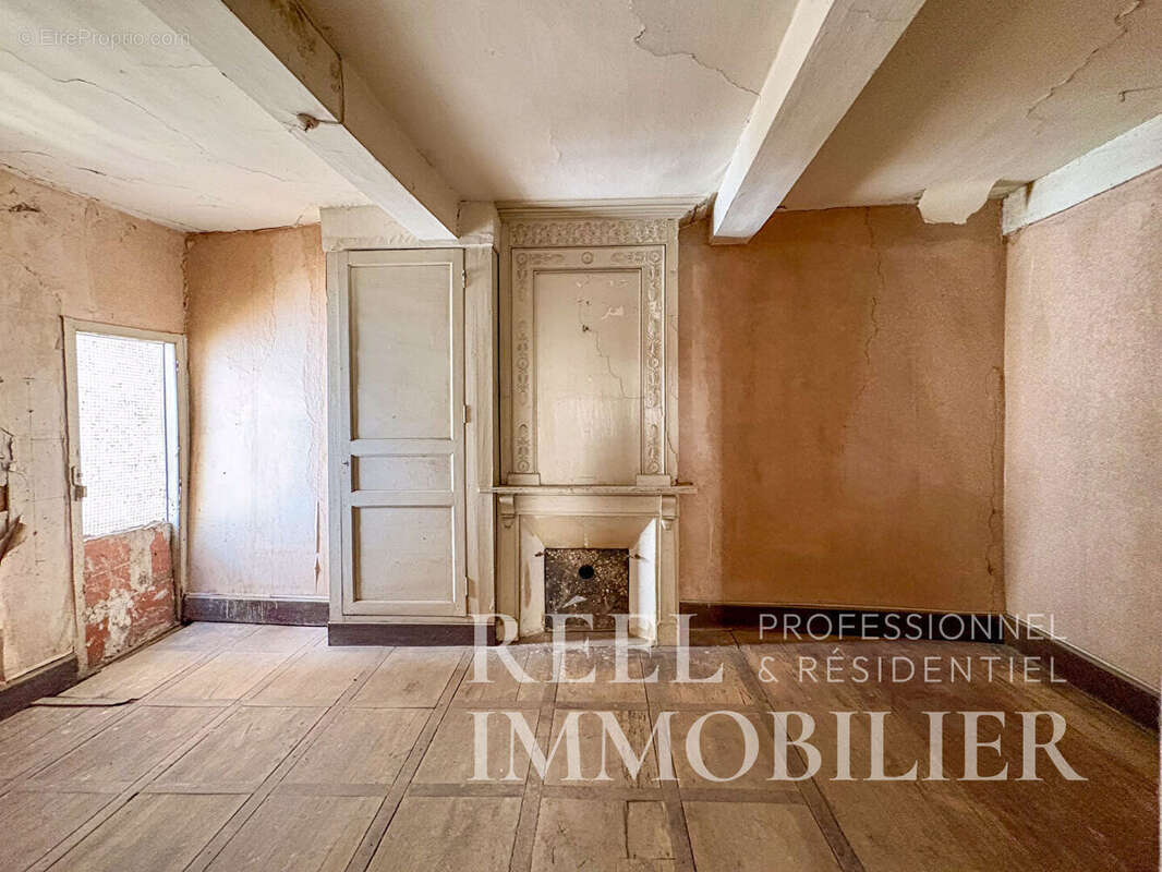 Immeuble de caractère de 472 m² - Coeur de Vic-Fezensac - photo 5