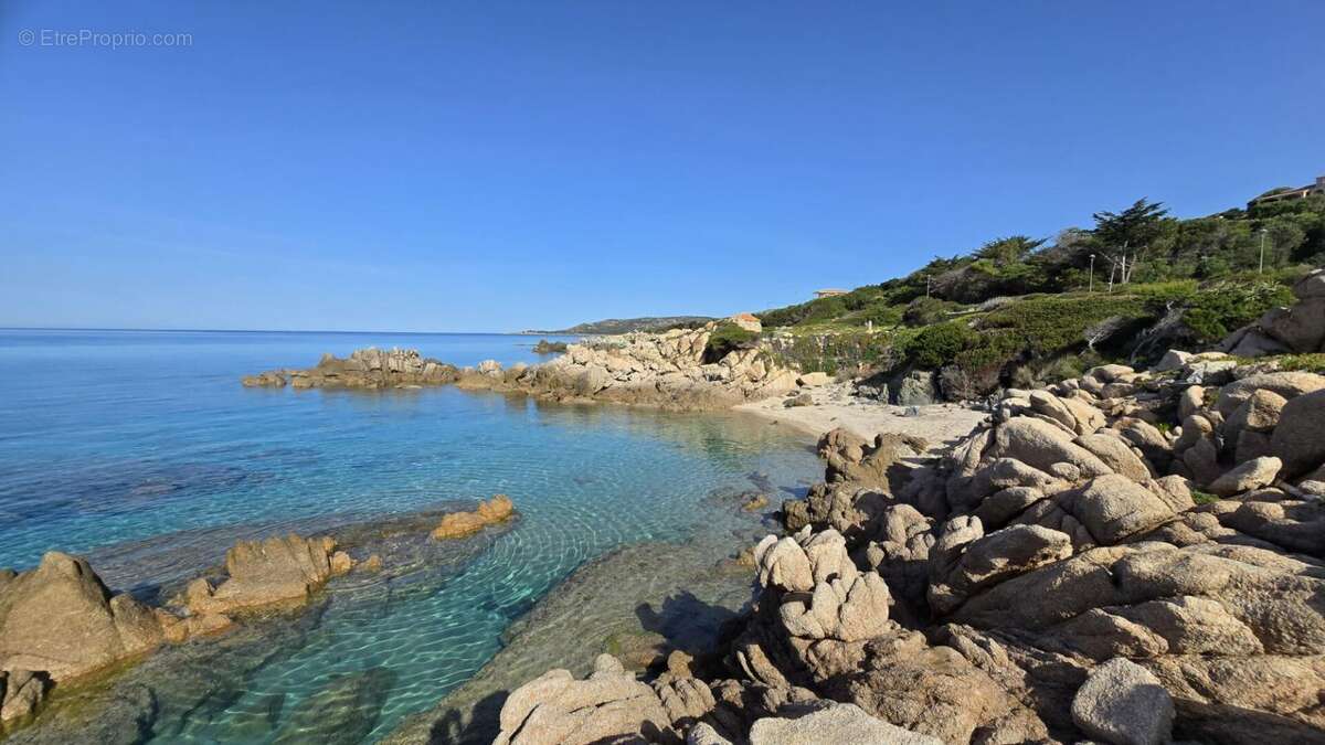 Sartène, sur la plage de Tizzano, maison de 74 m2 avec vue imprenable sur la mer - photo 14