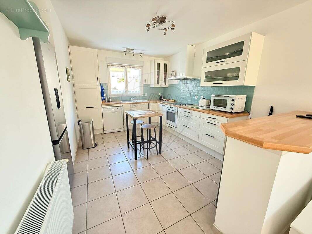 Maison à VAUX-SUR-MER