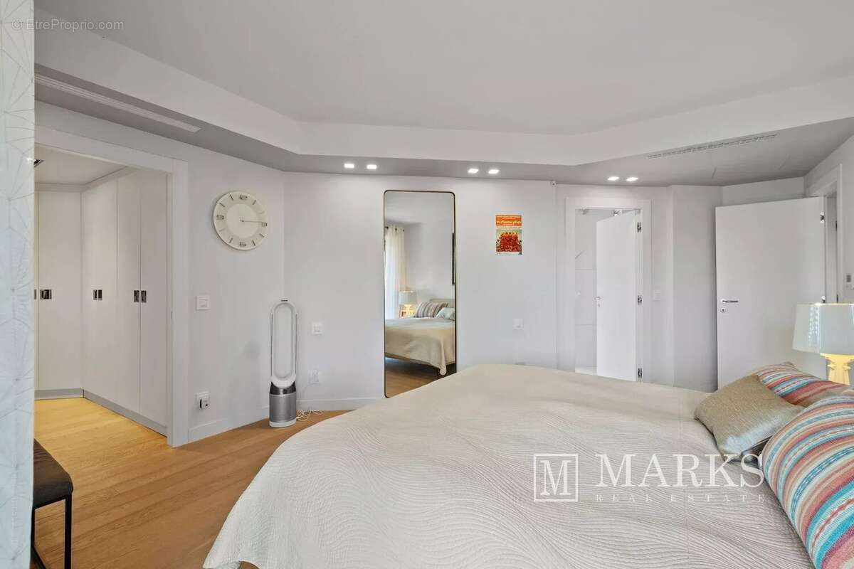 Appartement de luxe à 2 chambres avec grande terrasse et vue sur la mer - photo 21