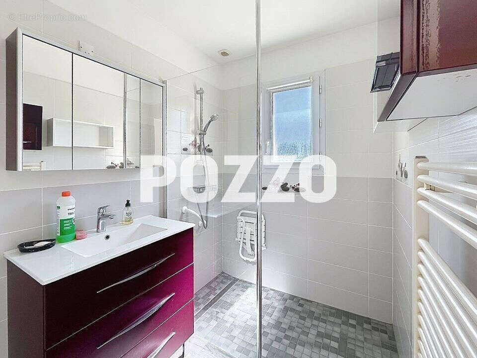 A vendre Maison individuelle de plain-pied dans bourg de Théreval 4 pièce(s) 85.20 m2 - photo 6