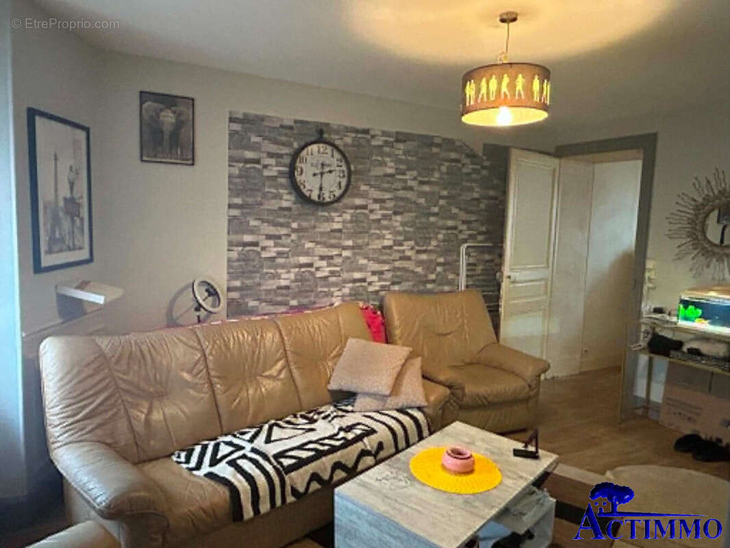 T2 RDC - Appartement à JOIGNY