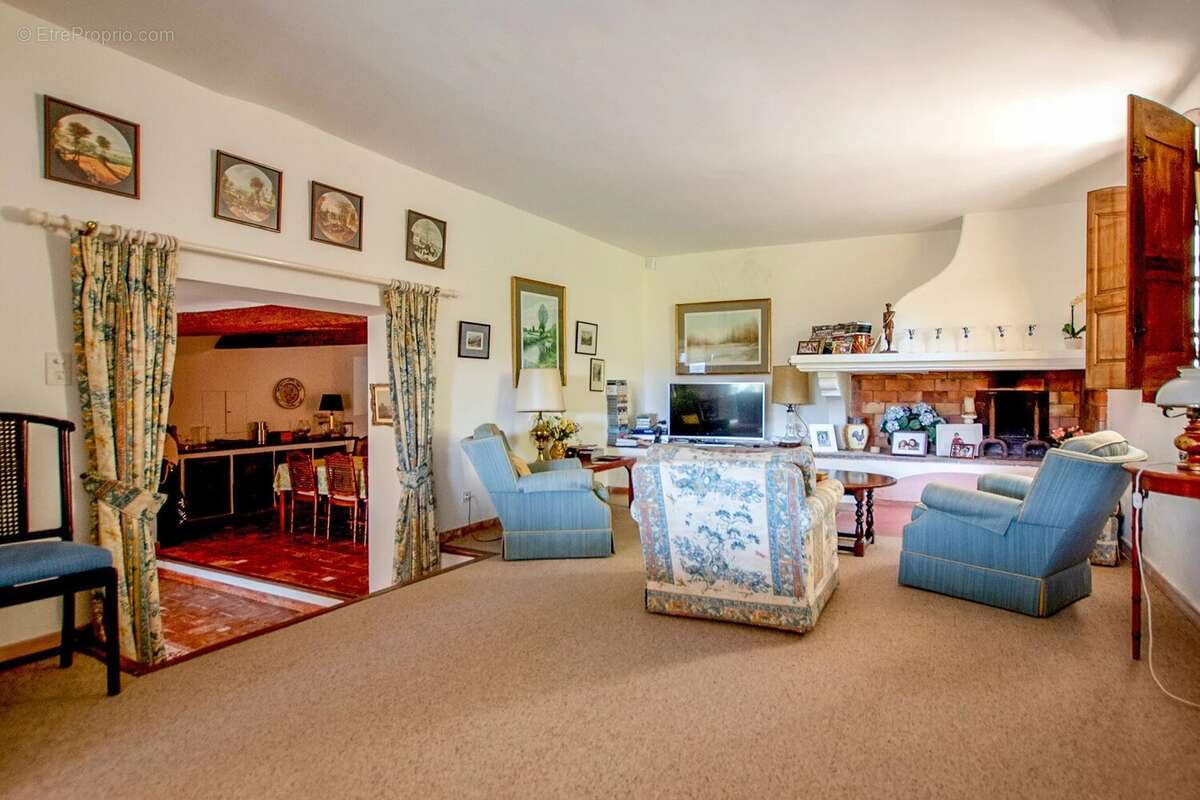 Maison à LE BAR-SUR-LOUP