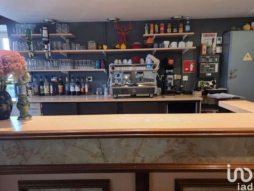 Photo 4 - Commerce à SAINT-FLOVIER