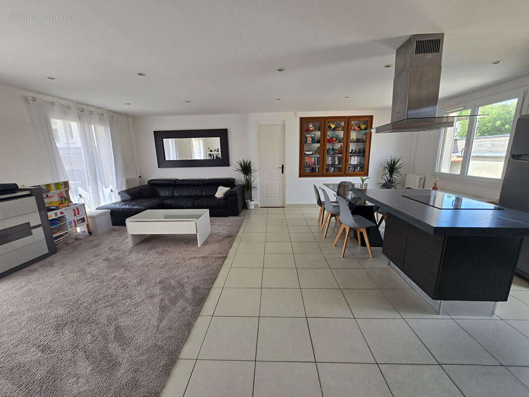 Maison à SUCY-EN-BRIE