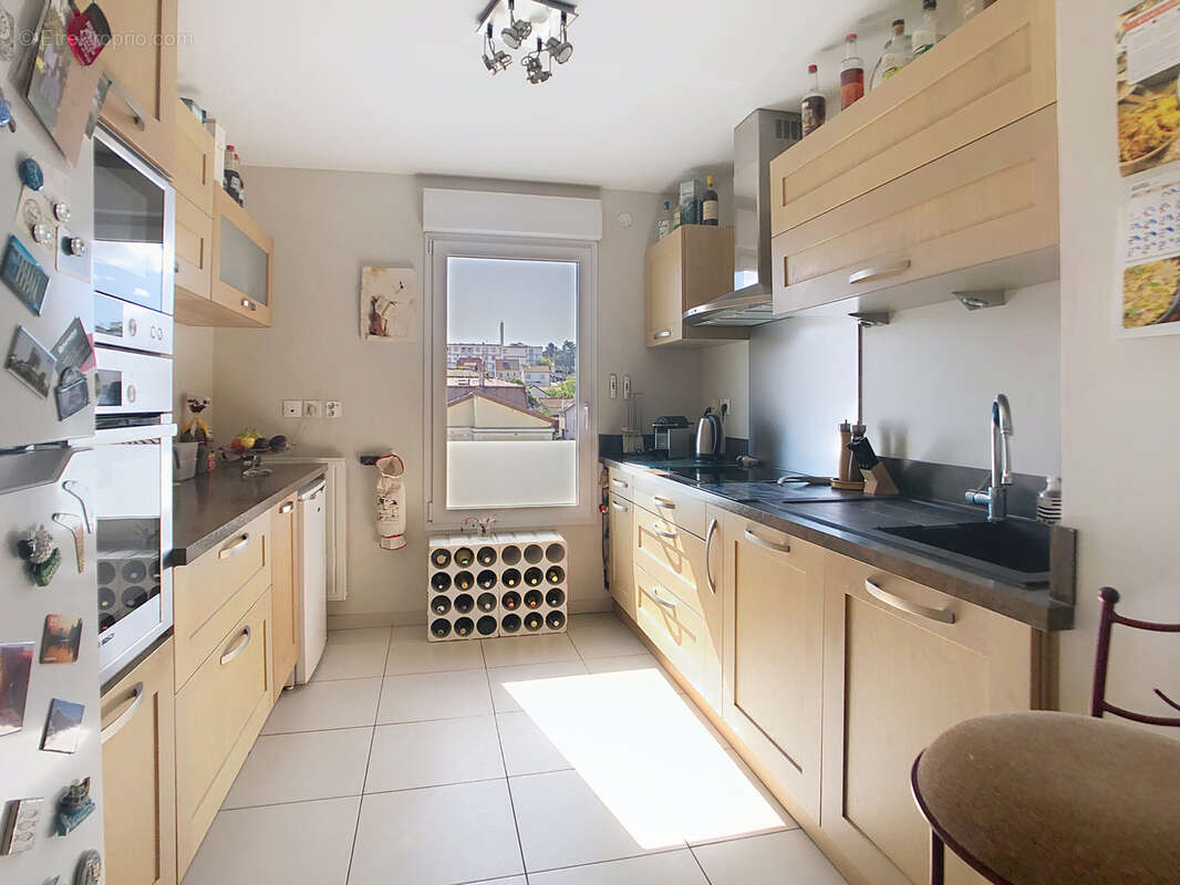 Appartement à NANTERRE