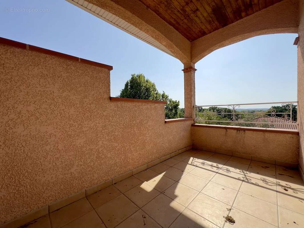 Maison T4 à Venerque avec grand garage de 85 m² - photo 8