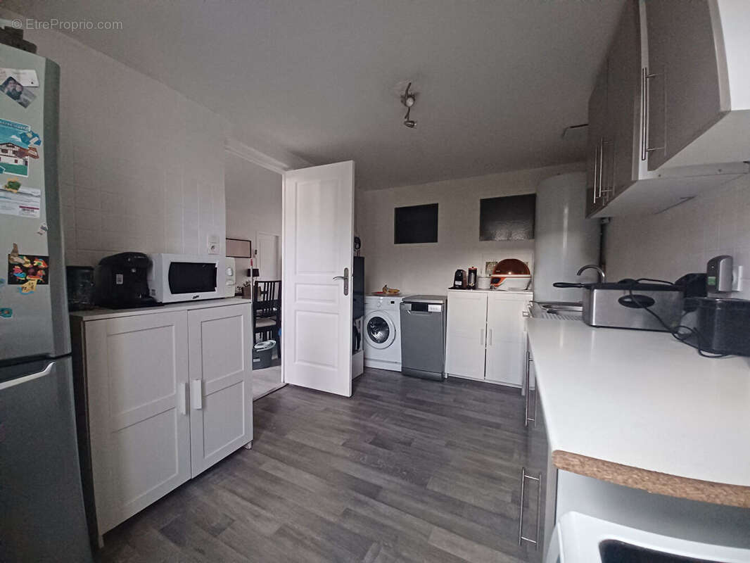 Maison à AMBARES-ET-LAGRAVE