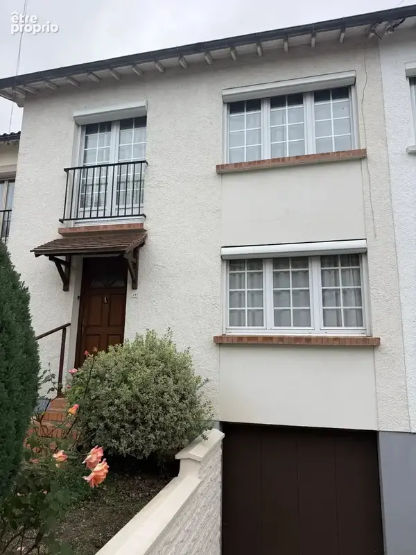 Maison à OLLAINVILLE
