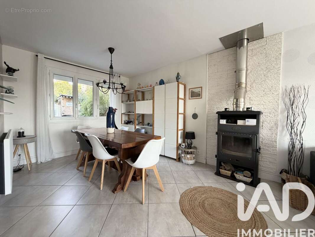 Photo 2 - Maison à MEZY-SUR-SEINE