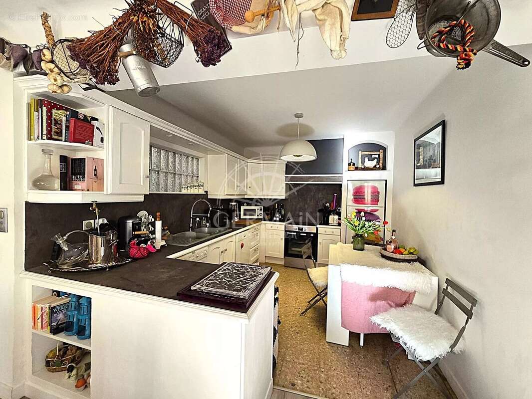 Maison à L&#039;ISLE-SUR-LA-SORGUE