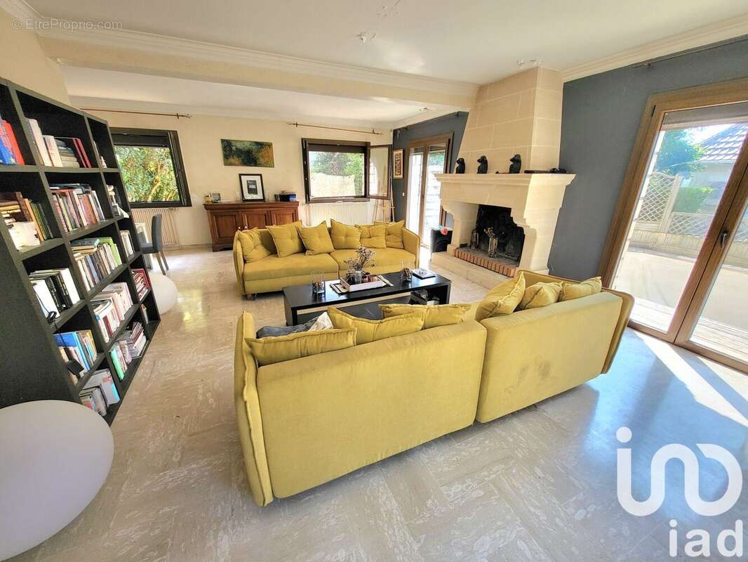 Photo 2 - Maison à VILLECRESNES