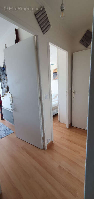 Appartement de type 2 - Dernier étage. - photo 4