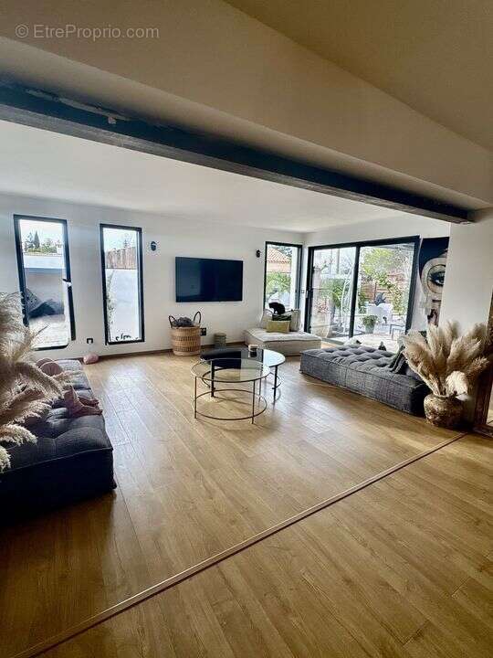 Maison à ROCHEFORT-DU-GARD