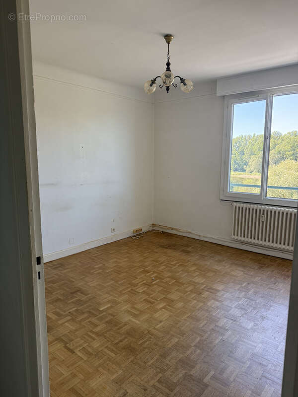 Appartement à MOULINS