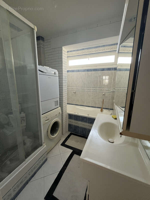 Appartement à ALLONNES