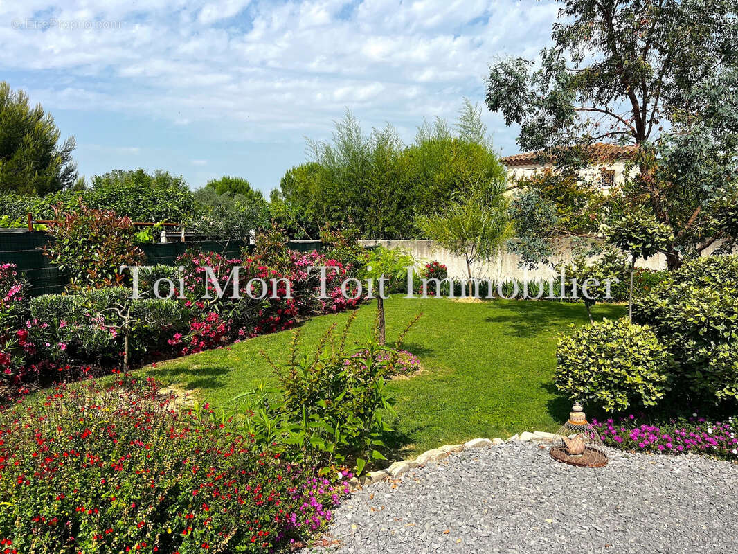 Maison à VIC-LE-FESQ