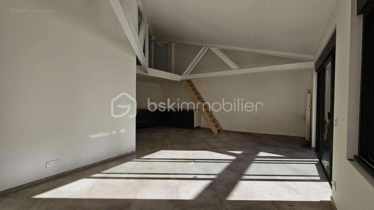 Appartement à DRAGUIGNAN