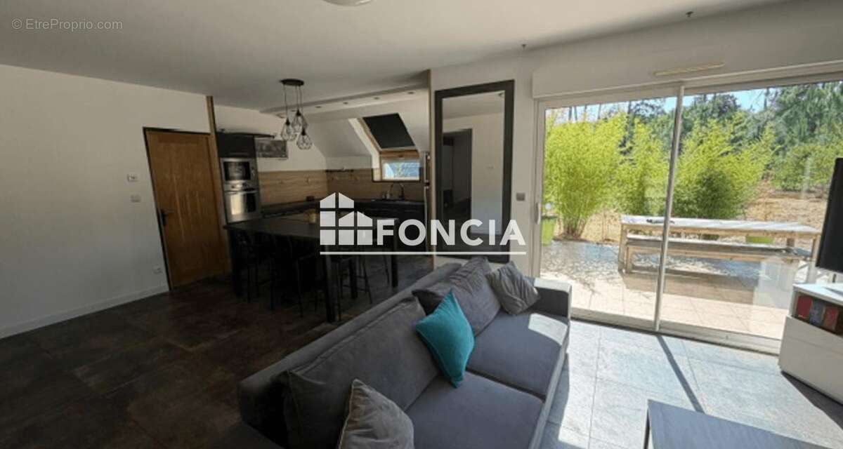 Propriété de charme au cœur d’un parc boisé d'environ 4 000 m² - photo 2