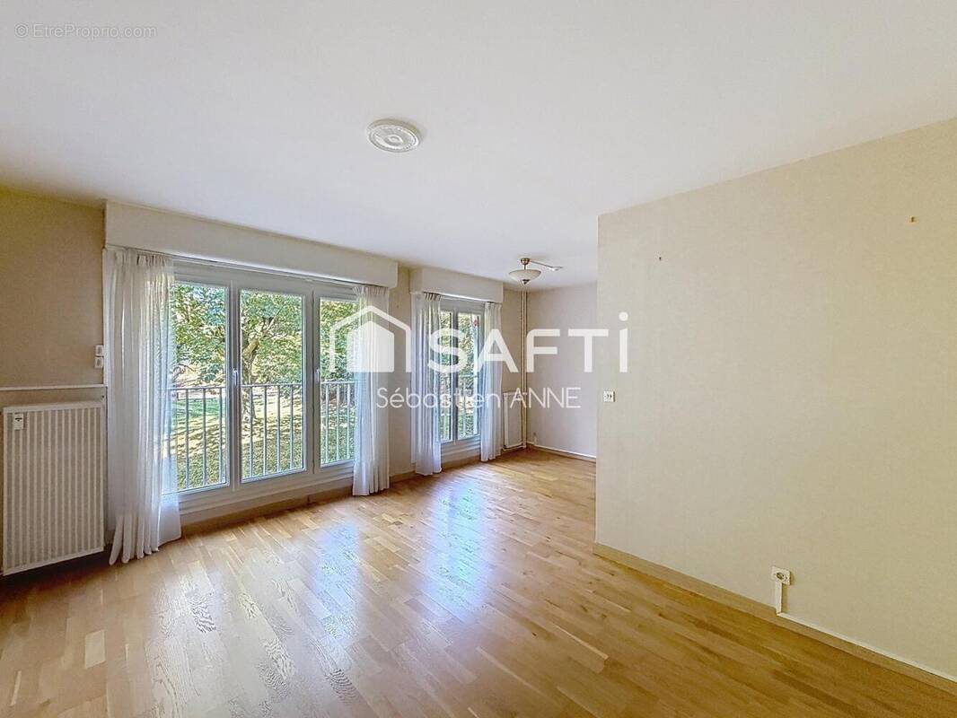 Photo 1 - Appartement à CAEN