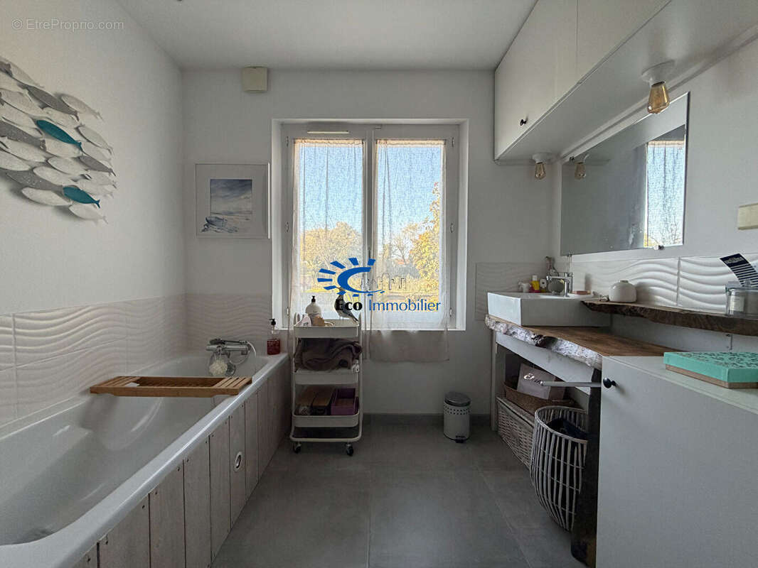 Maison à L&#039;HOUMEAU