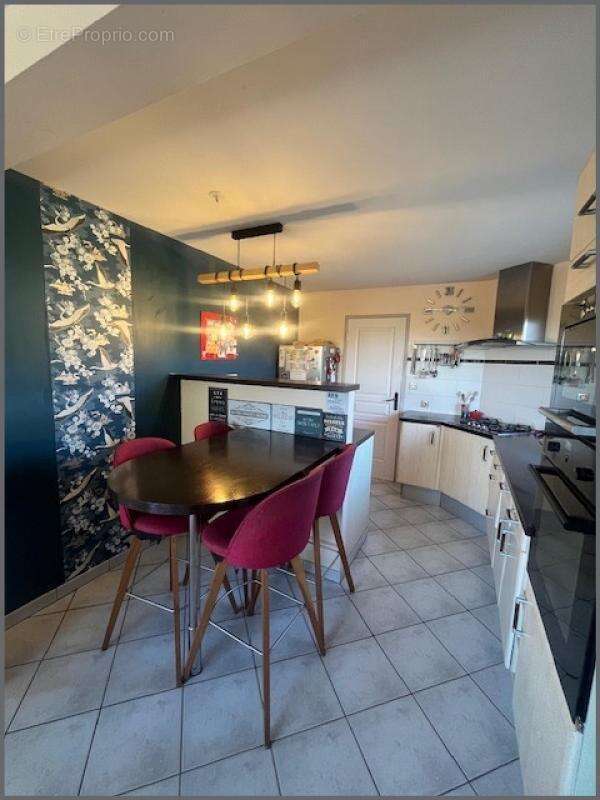 Maison à CONFORT-MEILARS