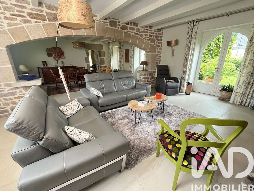 Maison 220 m² à Languenan  - photo 7
