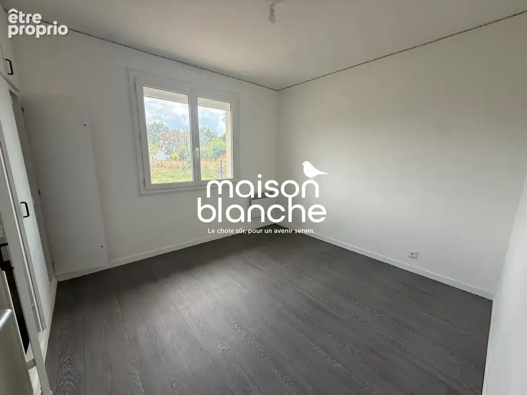 Maison 91 m² à Coutras  - photo 4