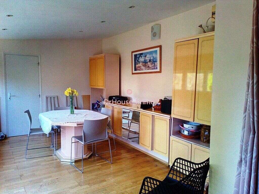 Maison 277 m² à Valenciennes  - photo 8