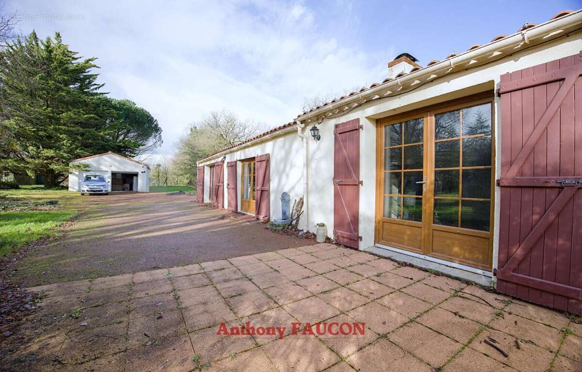 Maison à SAINT-VINCENT-SUR-GRAON