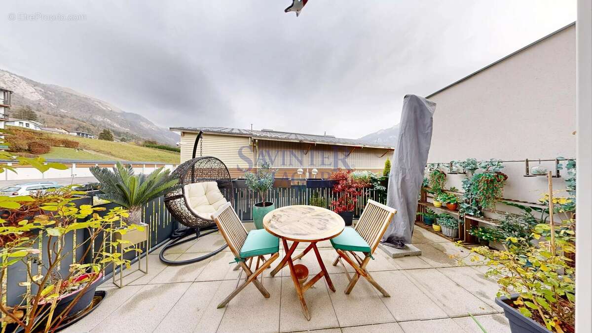 Attique T5 en duplex avec grandes terrasses et 2 garages – Bonneville- libre de suite - photo 18