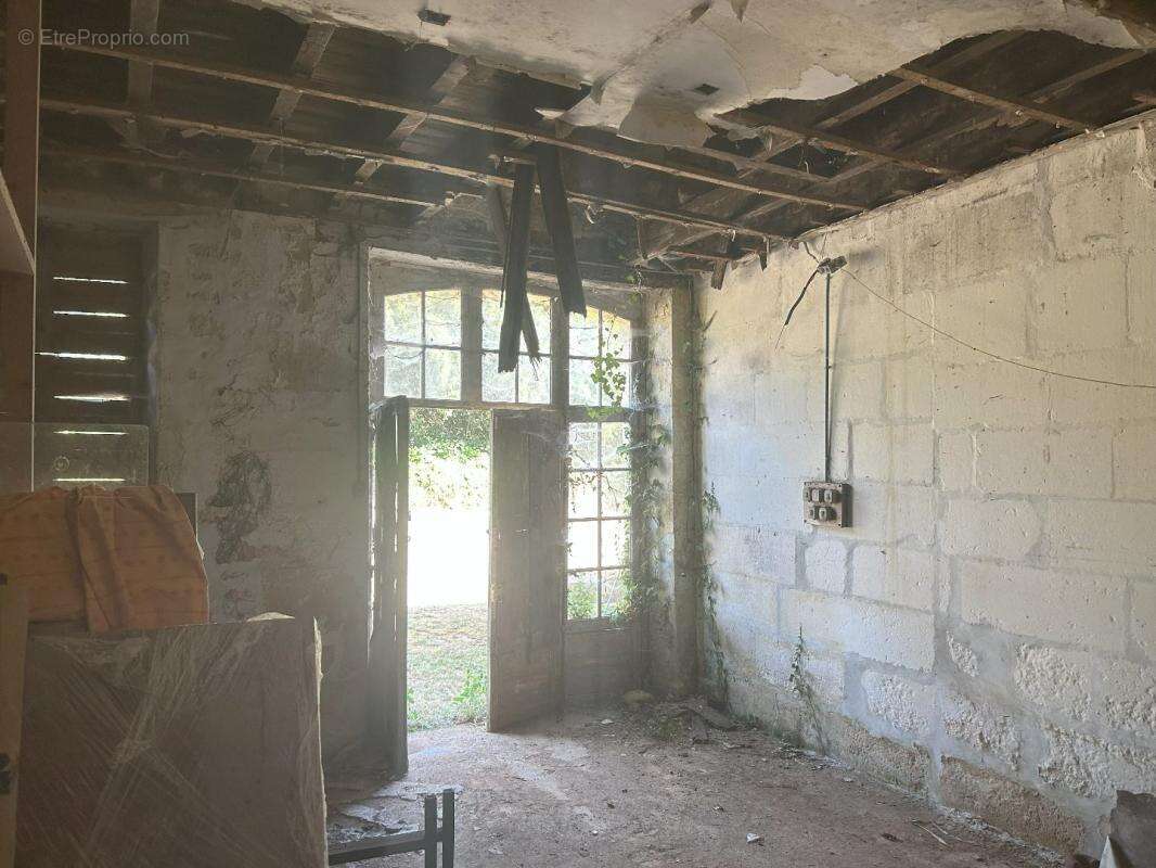 Appartement à PORT-D&#039;ENVAUX