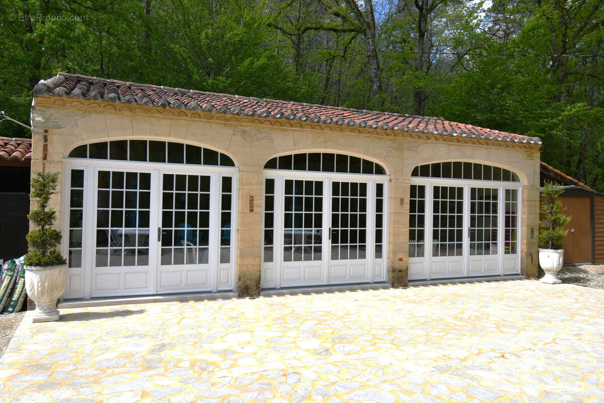 Maison à PUY-L&#039;EVEQUE