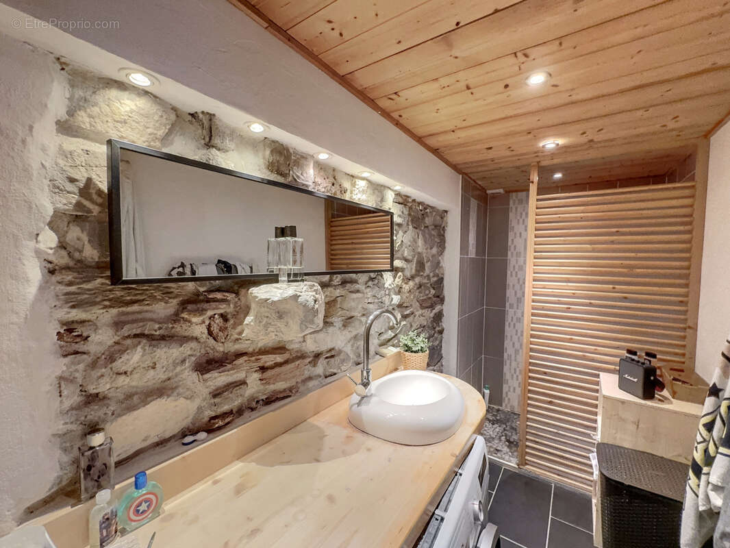 Appartement à LE BIOT