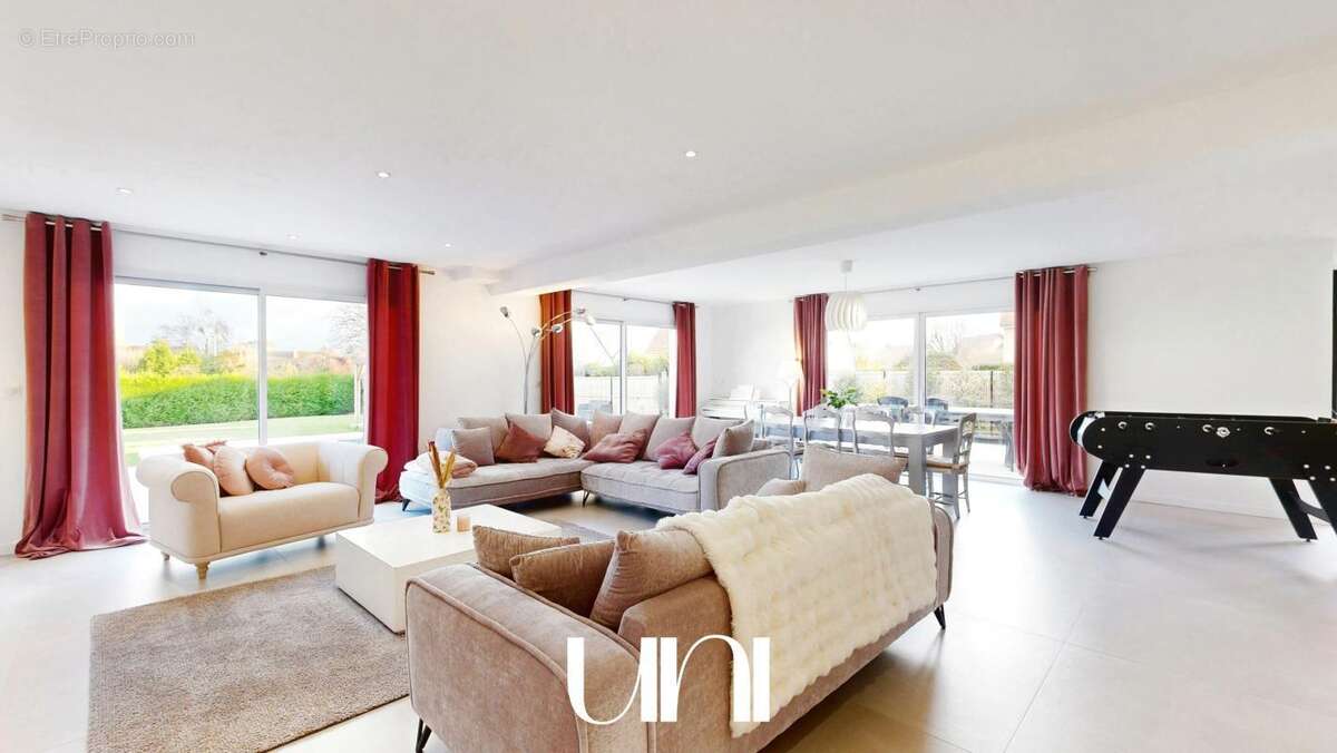 Maison à SAINT-CONTEST