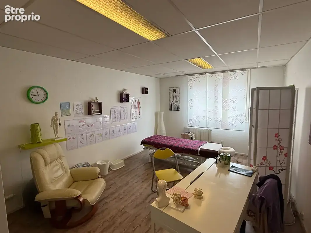 Local 74m² Strasbourg  Centre - photo 2