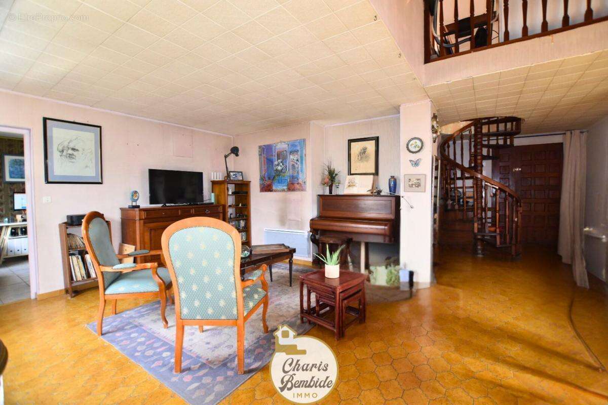 Maison 141 m² à Bernis  - photo 3