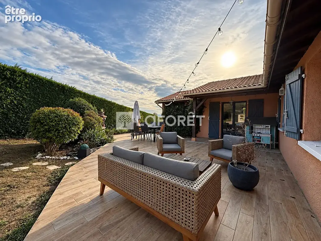 Maison à vendre Jassans Riottier 5 pièce(s) 106 m2 - photo 1