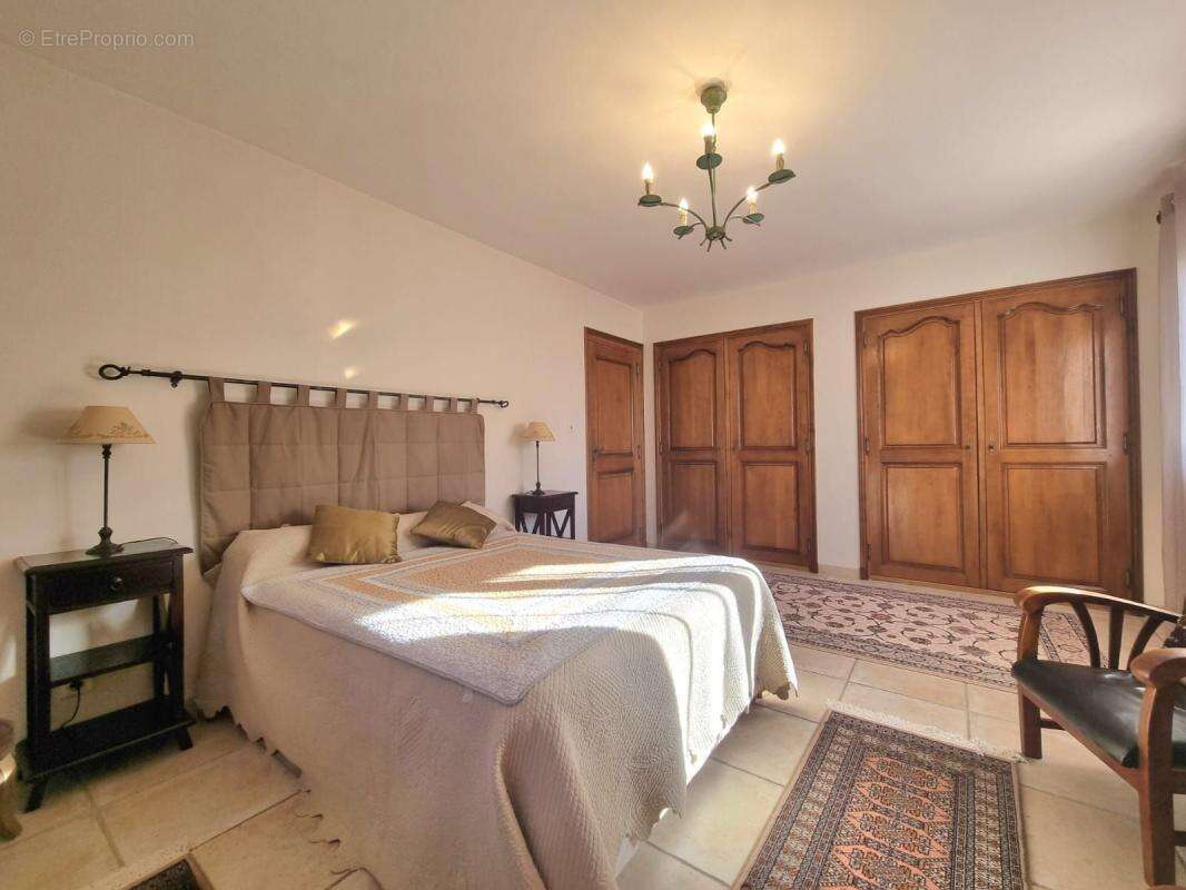 Maison à BOISSET-ET-GAUJAC