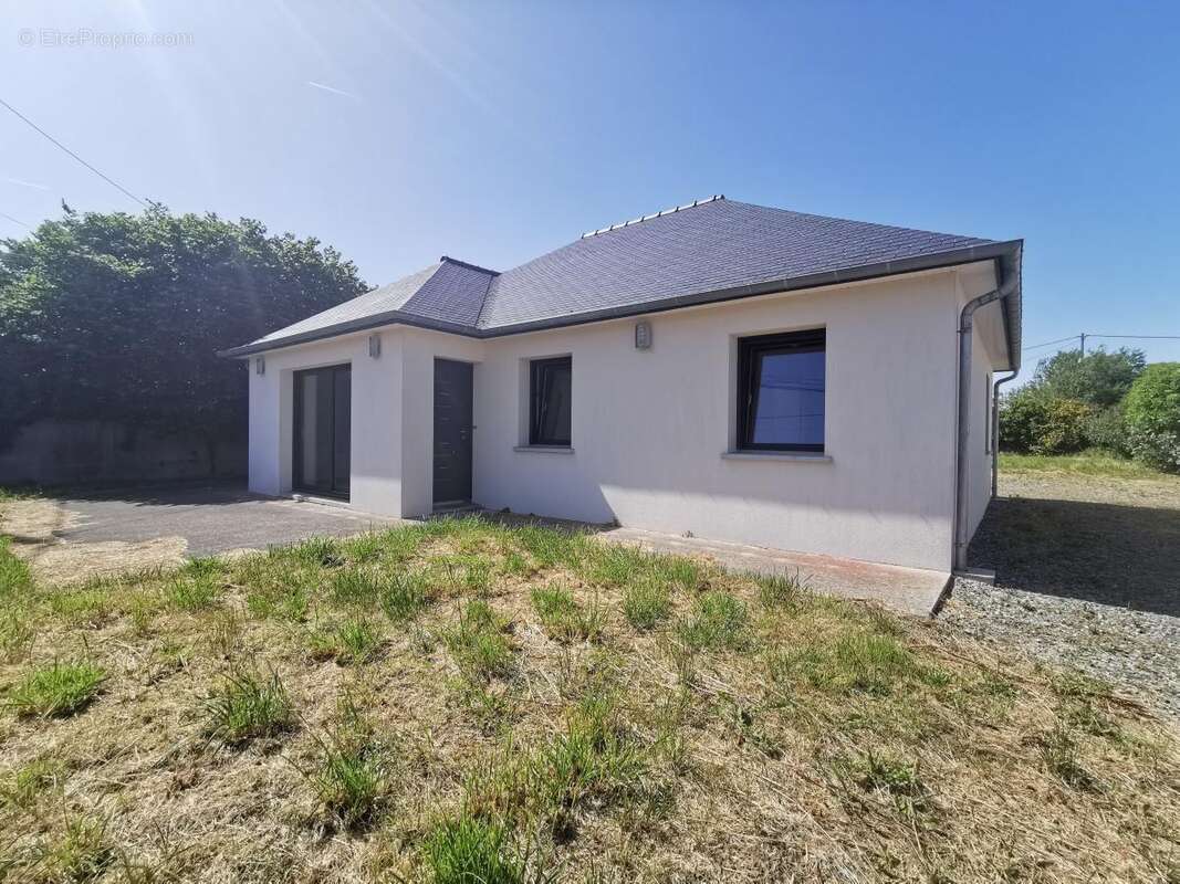Maison 80 m² à Begard  - photo 4
