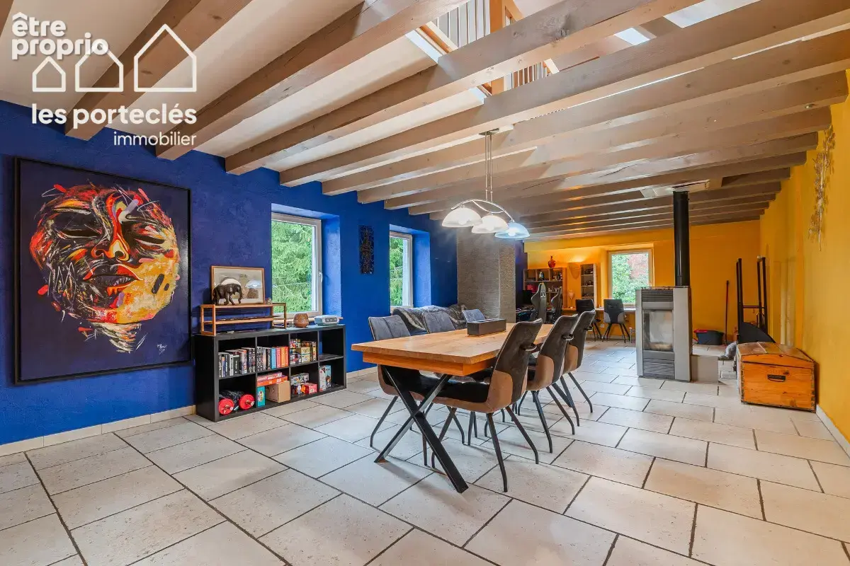 Maison rénovée au coeur de 2,6 hectares de forêt - photo 5