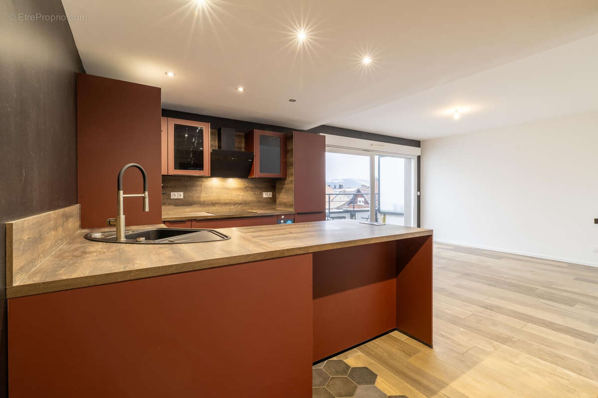 Appartement à AMNEVILLE