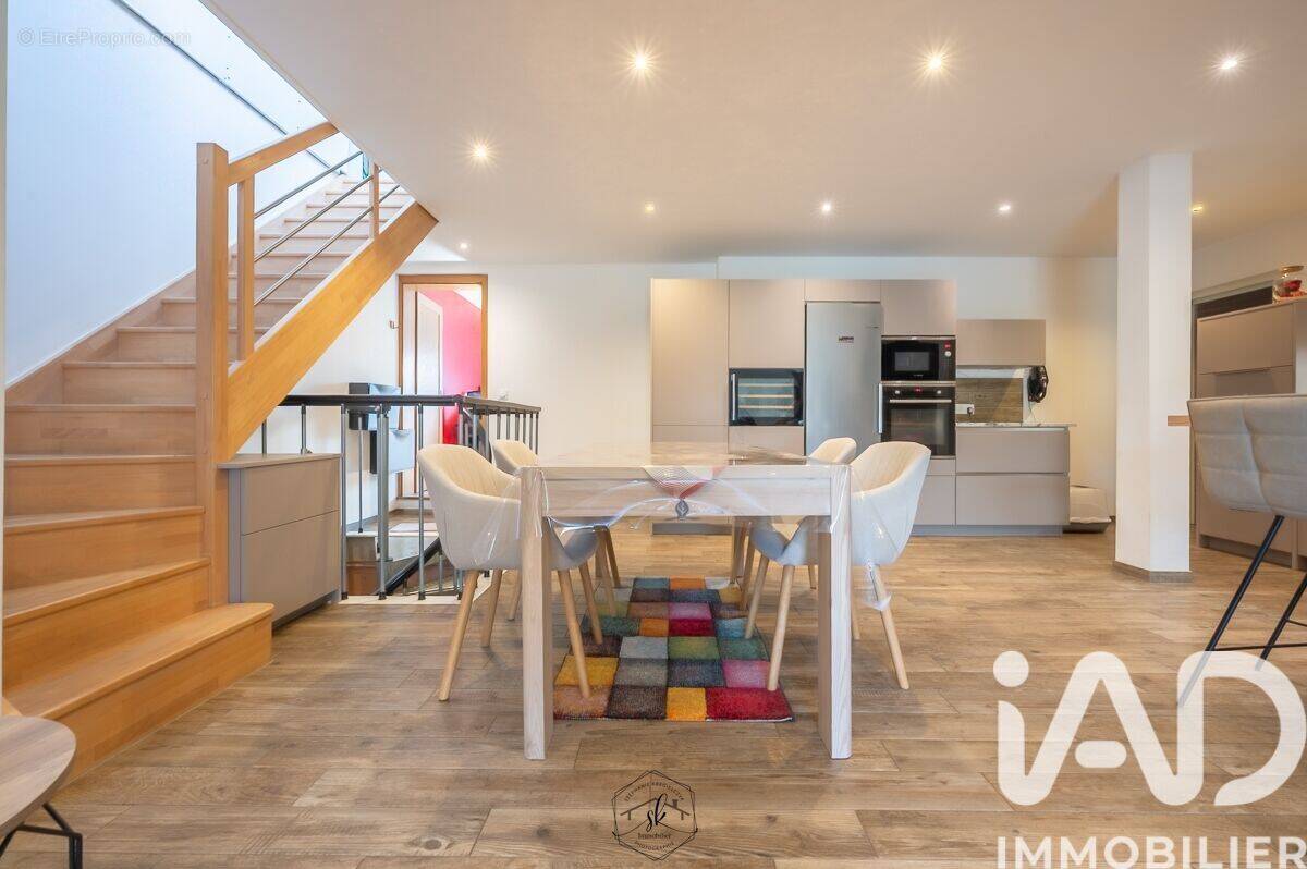 Photo 1 - Maison à MEXY